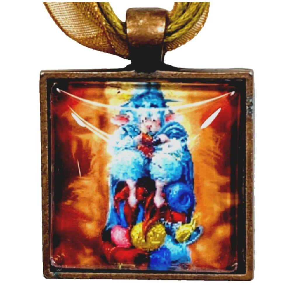 Sheep Art Pendant Necklace Yarn Knit OG Custom Glass C Togel NY Statue Liberty